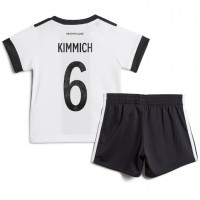 Koszulka piłkarska Niemcy Joshua Kimmich #6 Strój Domowy dla dzieci MŚ 2022 tanio Krótki Rękaw (+ Krótkie spodenki)